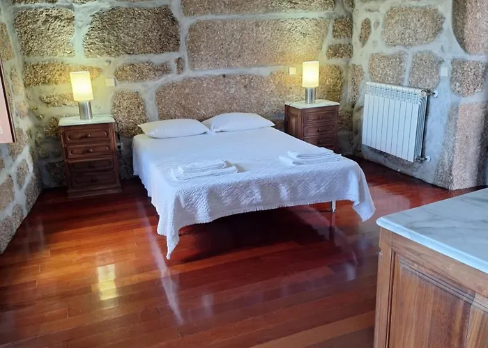 בית נופש Casa Da Anta Grande סלוריקו דה באשטו