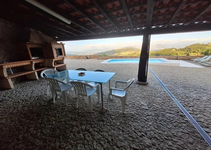 Casa Da Anta Grande סלוריקו דה באשטו