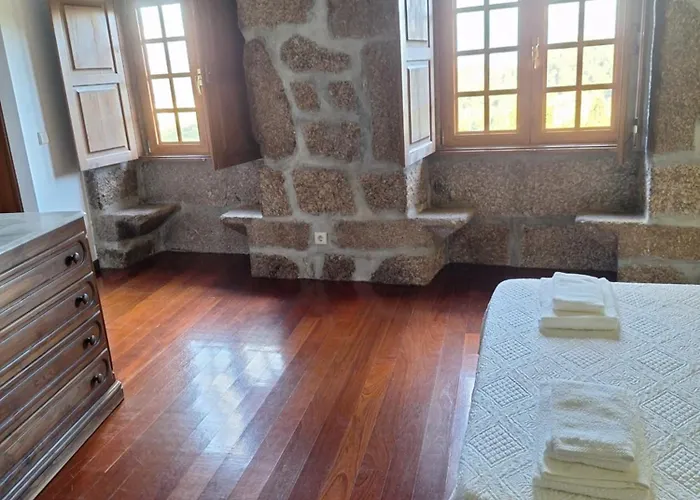 בית נופש Casa Da Anta Grande סלוריקו דה באשטו